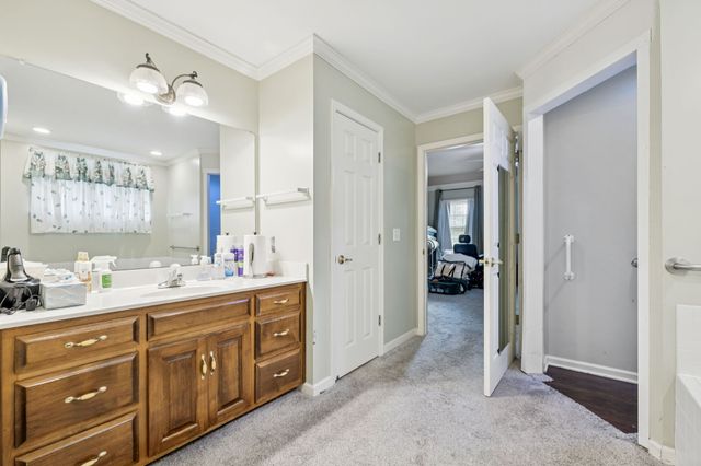 1818 Memorial Dr Apt 41, Clarksville, TN 37043