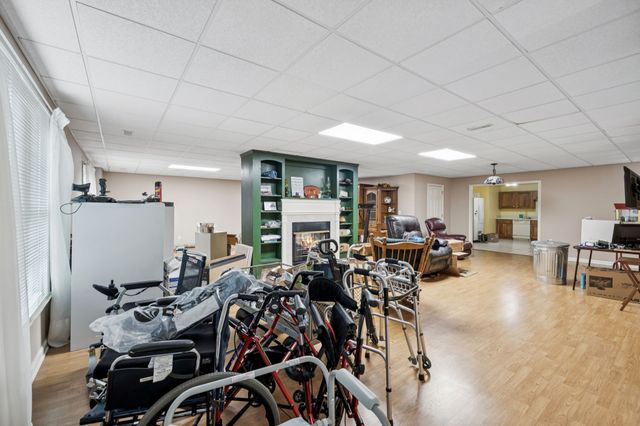 1818 Memorial Dr Apt 41, Clarksville, TN 37043