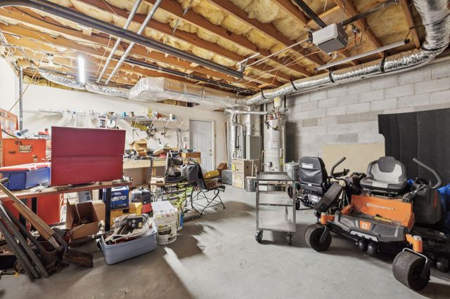 1818 Memorial Dr Apt 41, Clarksville, TN 37043