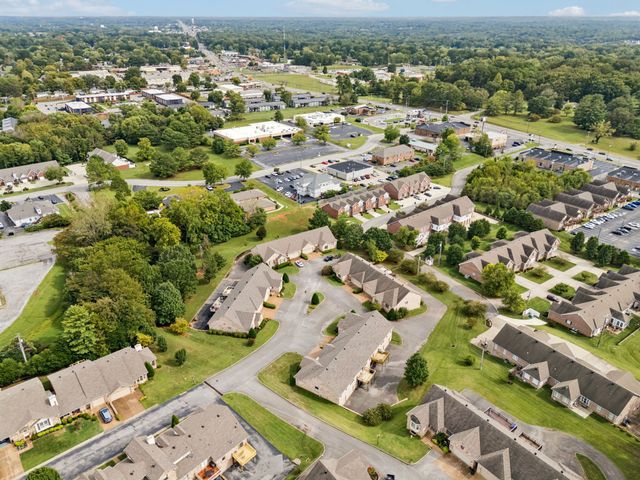 1818 Memorial Dr Apt 41, Clarksville, TN 37043