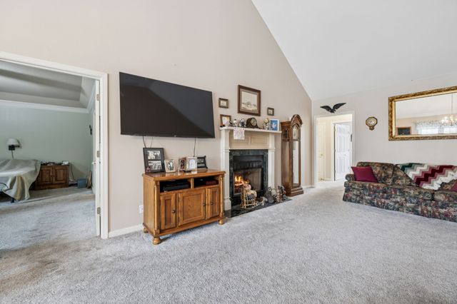 1818 Memorial Dr Apt 41, Clarksville, TN 37043