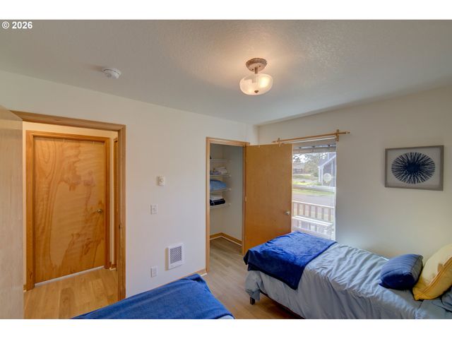 26523 CHIEFTAIN Dr, Rockaway Beach, OR 97136