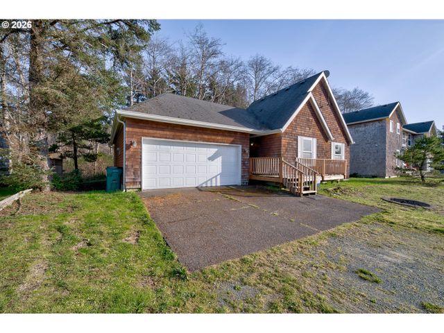 26523 CHIEFTAIN Dr, Rockaway Beach, OR 97136