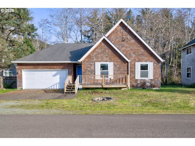 26523 CHIEFTAIN Dr, Rockaway Beach, OR 97136