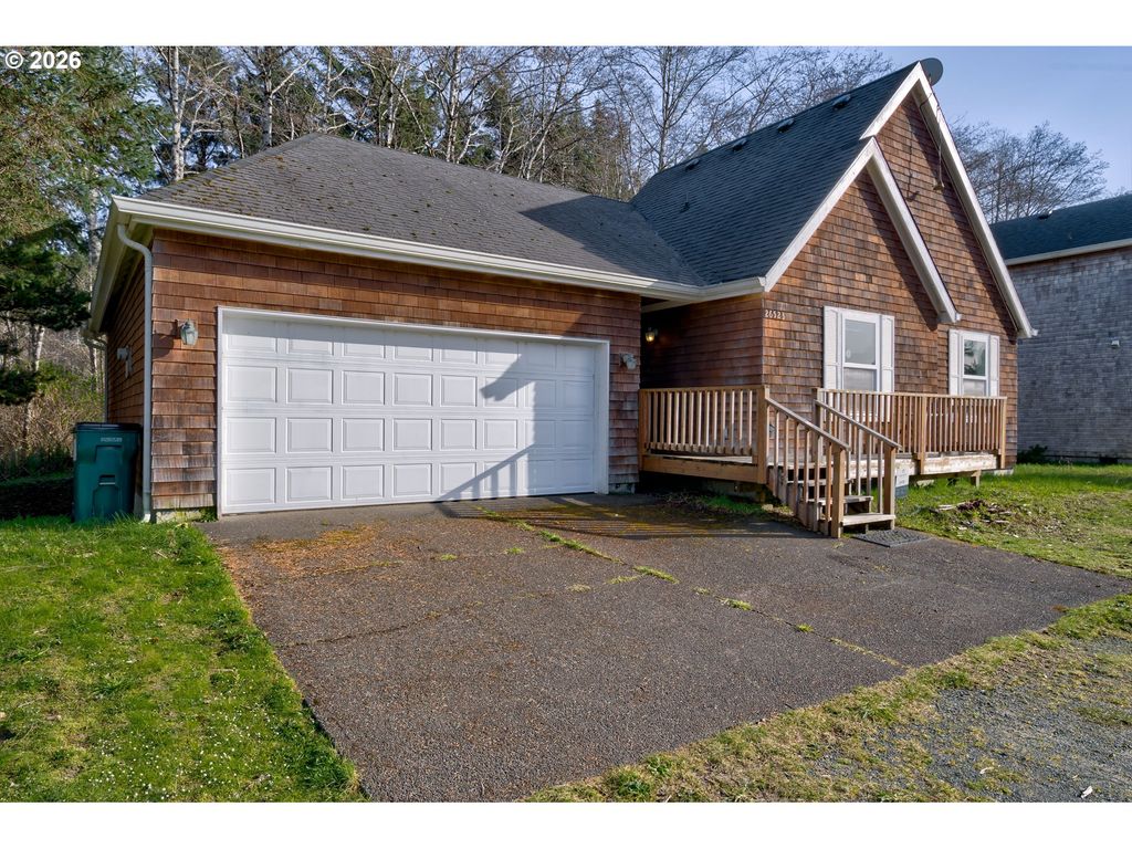 26523 CHIEFTAIN Dr, Rockaway Beach, OR 97136