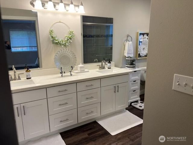 5031 E Rasor Road W, Belfair, WA 98528