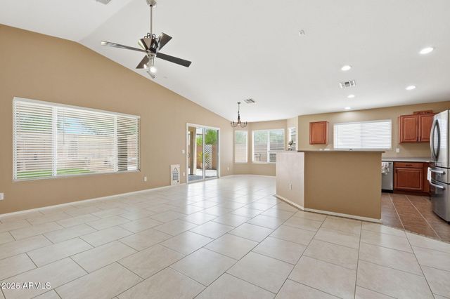 18544 W PALO VERDE Avenue, Waddell, AZ 85355