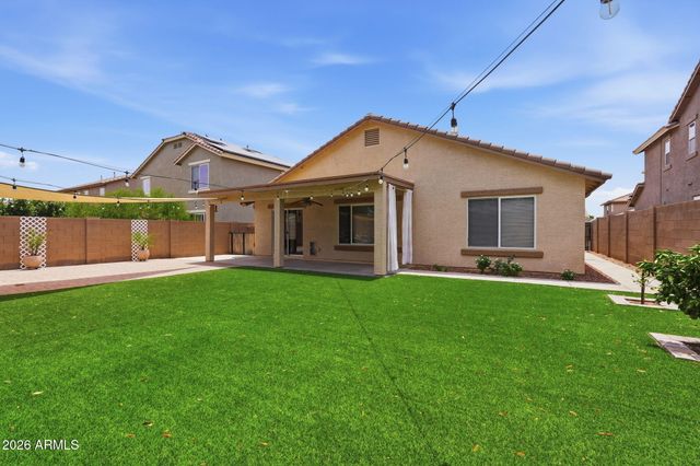 18544 W PALO VERDE Avenue, Waddell, AZ 85355