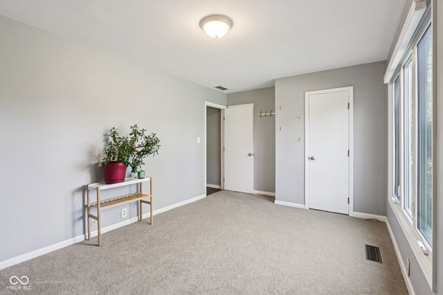 7937 Castle Lake Road, Indianapolis, IN 46256