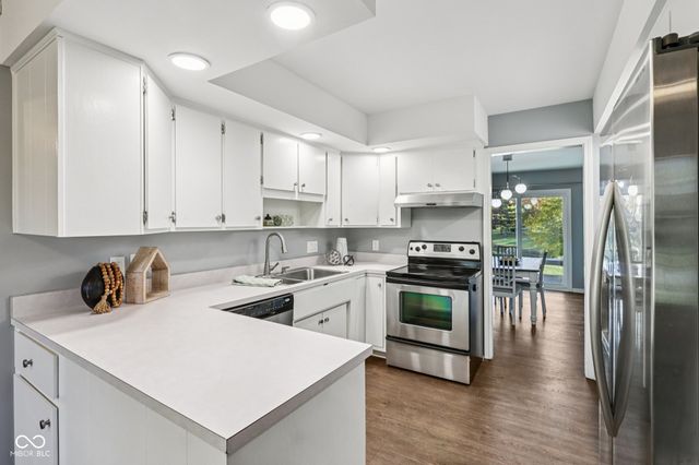 7937 Castle Lake Road, Indianapolis, IN 46256