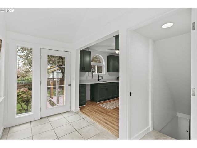 1346 Nw COUCH St, Camas, WA 98607