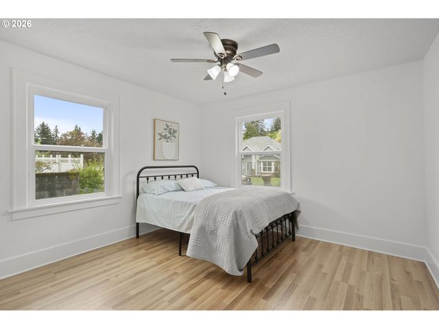 1346 Nw COUCH St, Camas, WA 98607