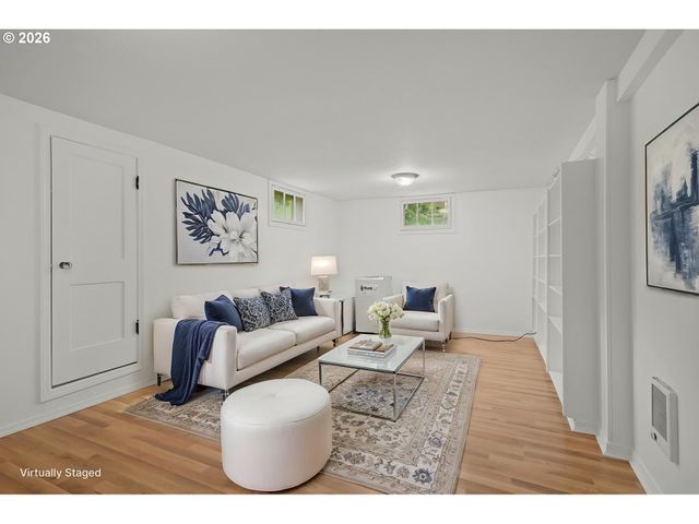 1346 Nw COUCH St, Camas, WA 98607