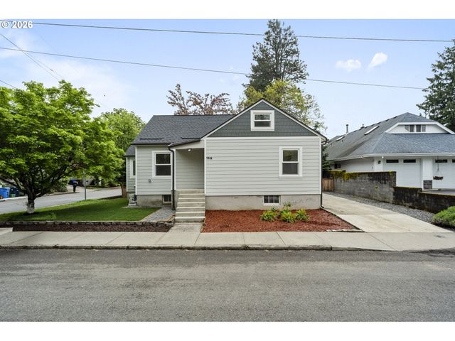 1346 Nw COUCH St, Camas, WA 98607