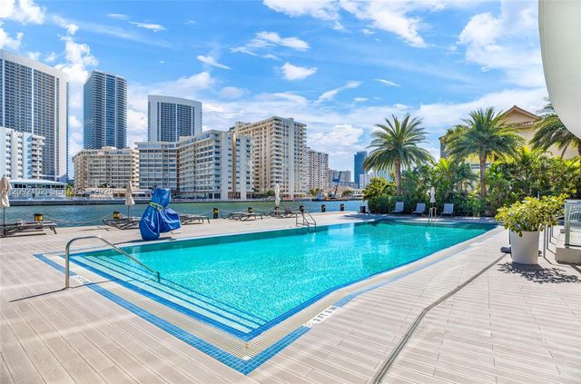 2600 E Hallandale Beach Boulevard T2102, Hallandale Beach, FL 33009