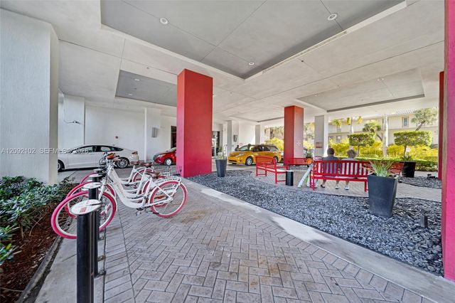 2600 E Hallandale Beach Boulevard T2102, Hallandale Beach, FL 33009