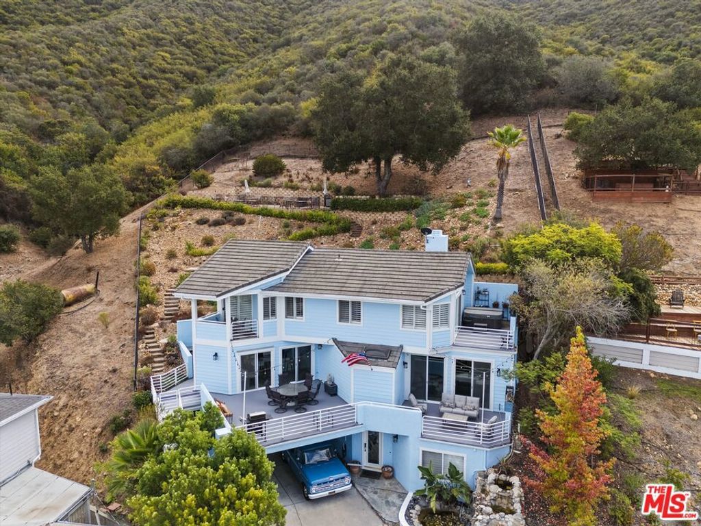 536 S Ventu Park Road, Newbury Park, CA 91320 — photo 2