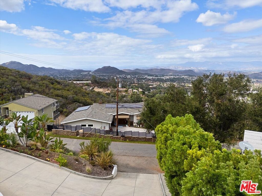 536 S Ventu Park Road, Newbury Park, CA 91320 — photo 5