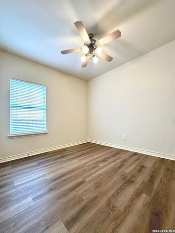 10226 HOMBURG RNCH, Helotes, TX 78023