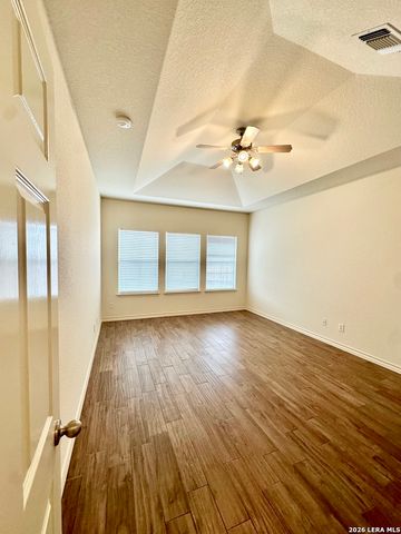 10226 HOMBURG RNCH, Helotes, TX 78023