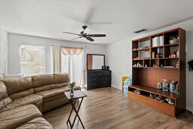 5104 Acorn CV, Austin, TX 78744