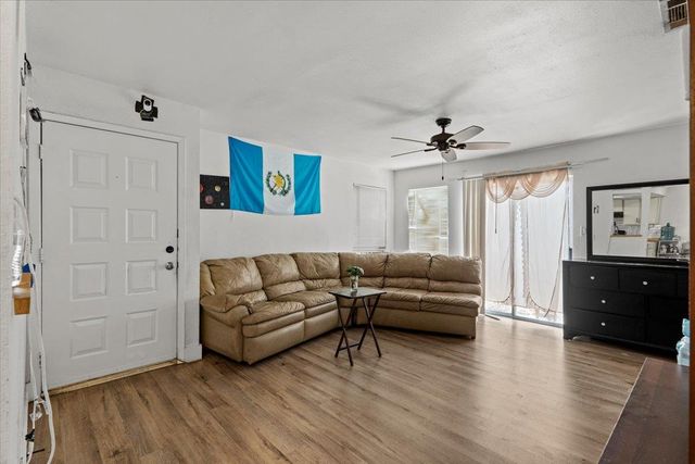 5104 Acorn CV, Austin, TX 78744