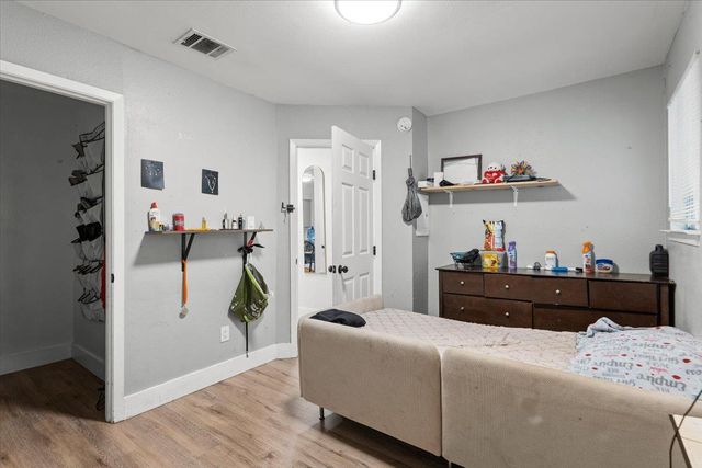 5104 Acorn CV, Austin, TX 78744