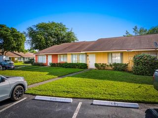 4827 Orleans Court B, West Palm Beach, FL 33415