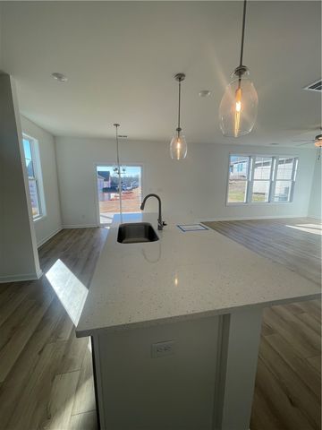 33 Halsey Street, Central, SC 29630