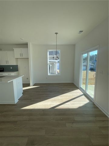 33 Halsey Street, Central, SC 29630