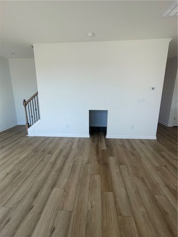 33 Halsey Street, Central, SC 29630