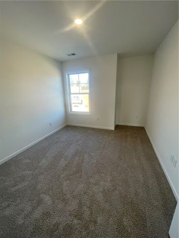 33 Halsey Street, Central, SC 29630