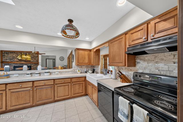 8961 SW 137TH Street, Starke, FL 32091