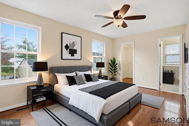 13505 COATES LN, Herndon, VA 20171