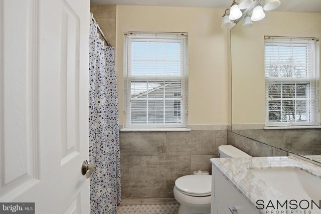 13505 COATES LN, Herndon, VA 20171