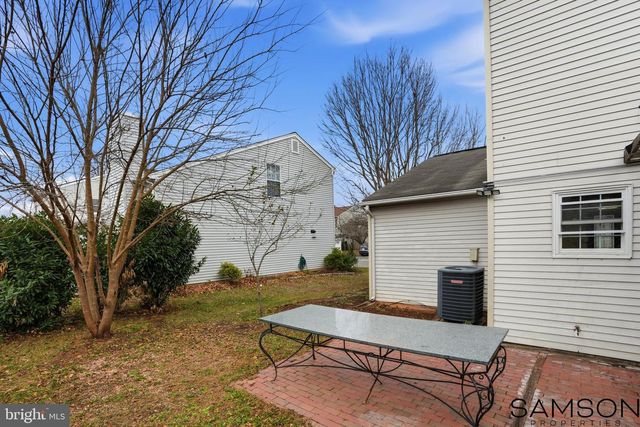 13505 COATES LN, Herndon, VA 20171