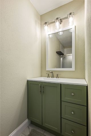 3 Clacton Lane, Bella Vista, AR 72715