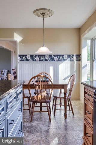 2 MILL RIDGE CT, Lancaster, PA 17601