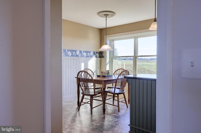 2 MILL RIDGE CT, Lancaster, PA 17601