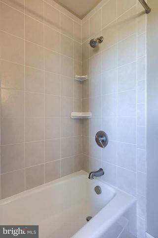 2 MILL RIDGE CT, Lancaster, PA 17601