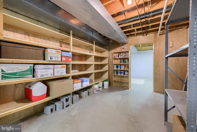 2 MILL RIDGE CT, Lancaster, PA 17601