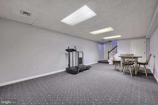 2 MILL RIDGE CT, Lancaster, PA 17601