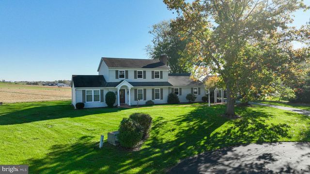 2 MILL RIDGE CT, Lancaster, PA 17601