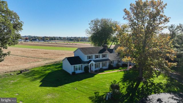 2 MILL RIDGE CT, Lancaster, PA 17601