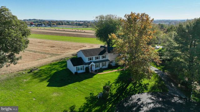 2 MILL RIDGE CT, Lancaster, PA 17601