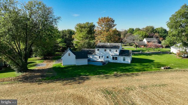 2 MILL RIDGE CT, Lancaster, PA 17601