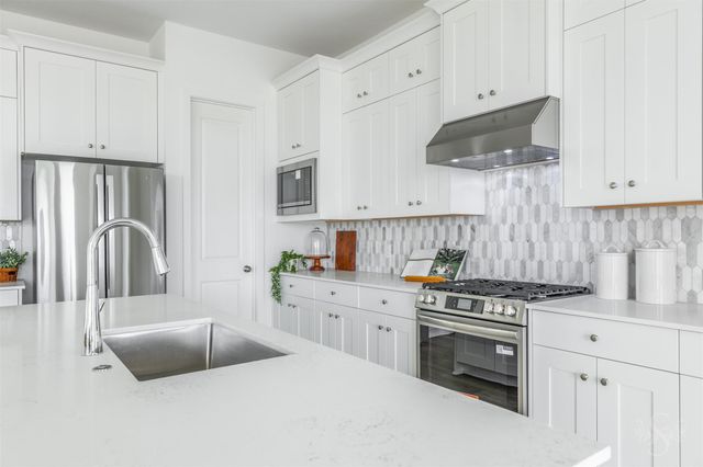 31607 Fern Grove Rd, Fulshear, TX 77423