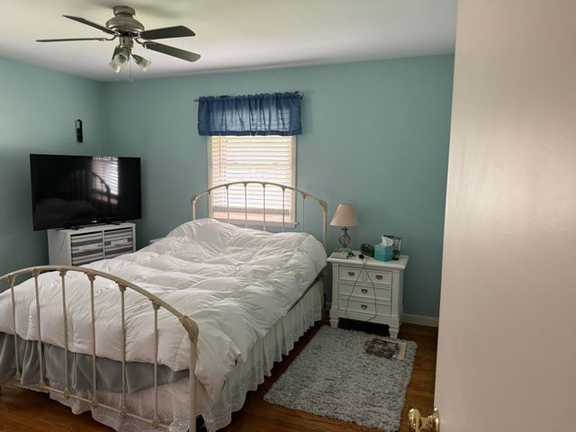 925 Wendover Boulevard, Norton Shores City, MI 49441