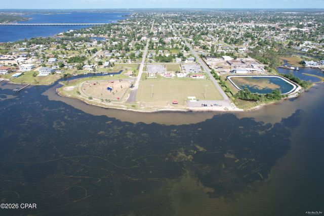 404 Missouri Avenue, Lynn Haven, FL 32444