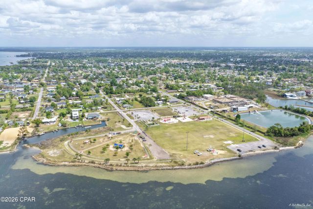 404 Missouri Avenue, Lynn Haven, FL 32444